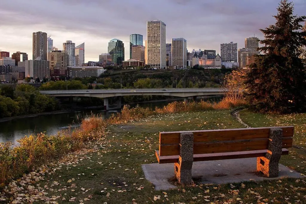 *Executive Home* Long Stays - Garage - Wifi & Nflx Edmonton Appartement